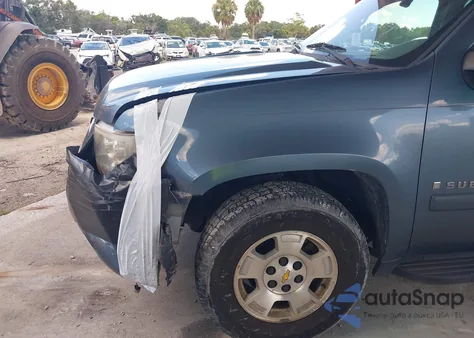 2008 Chevrolet Suburban 1500 Lt z USA, uszkodzony, nr VIN 3GNFC16058G223941